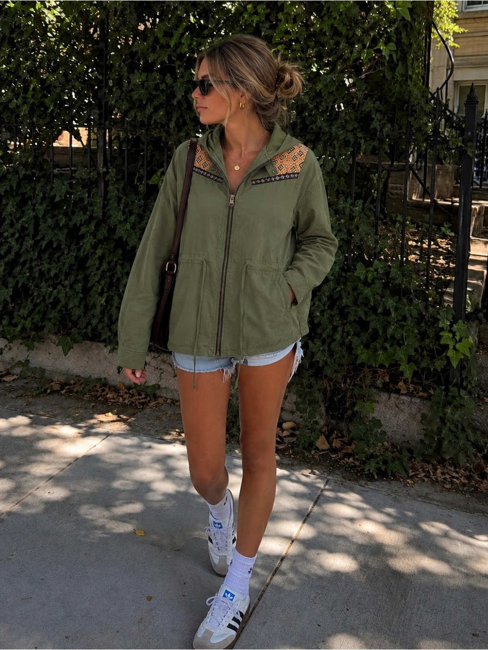 Flying Tomato Women’s Utility Jacket Medium Olive Green Hooded Boho Embroidered